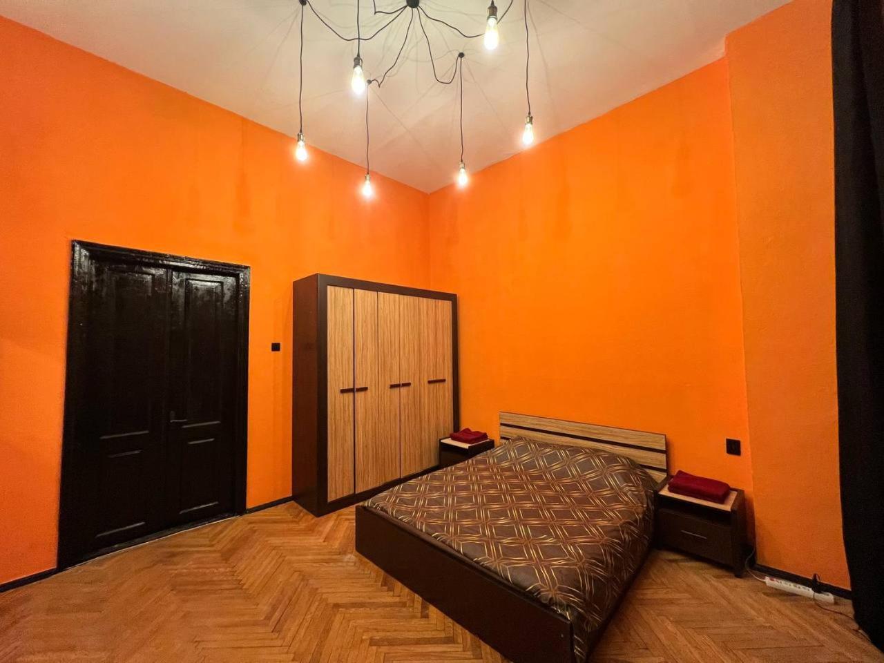 Loft On Maidan Independence Square Apartment Kiev Ngoại thất bức ảnh